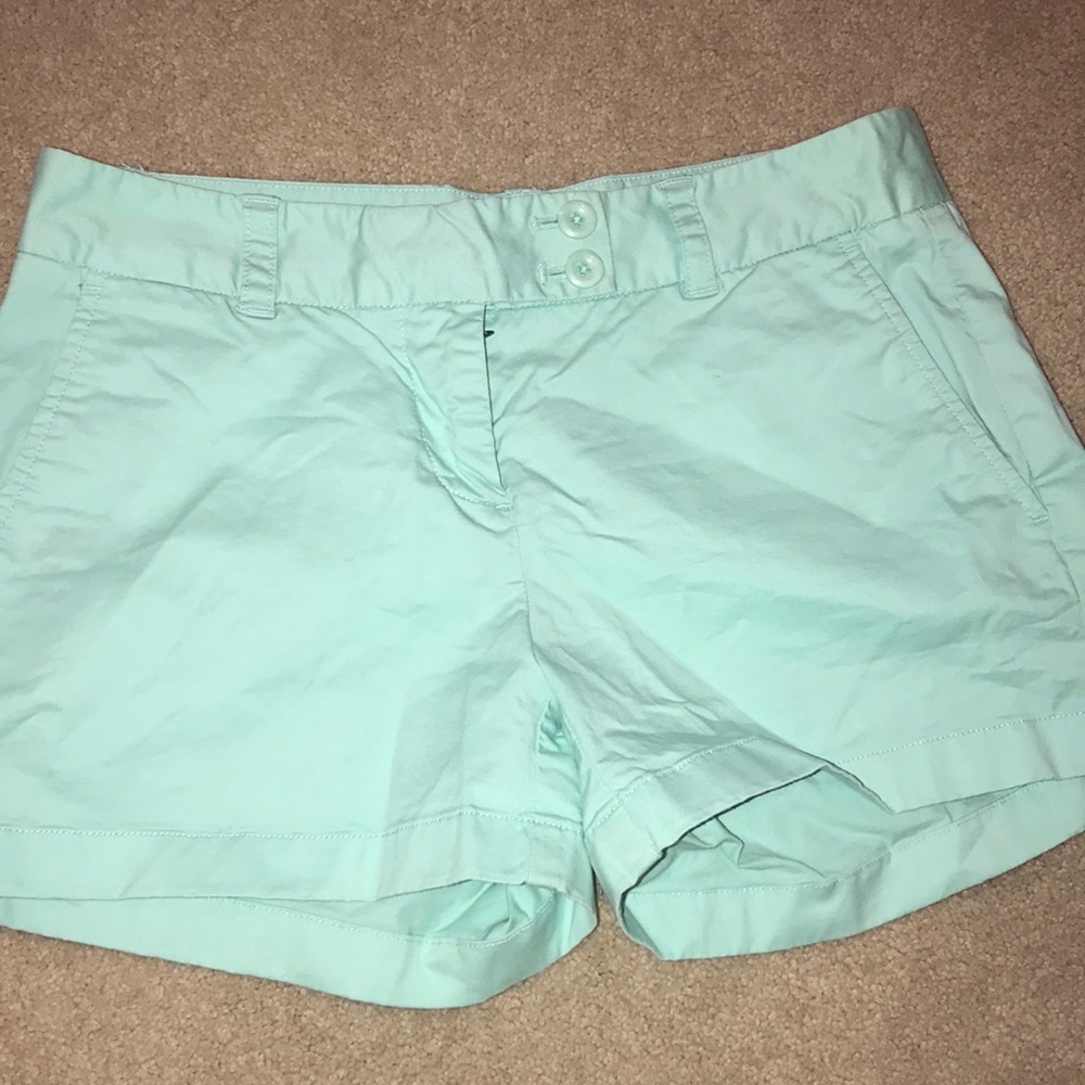 Vineyard vines turquoise shorts
